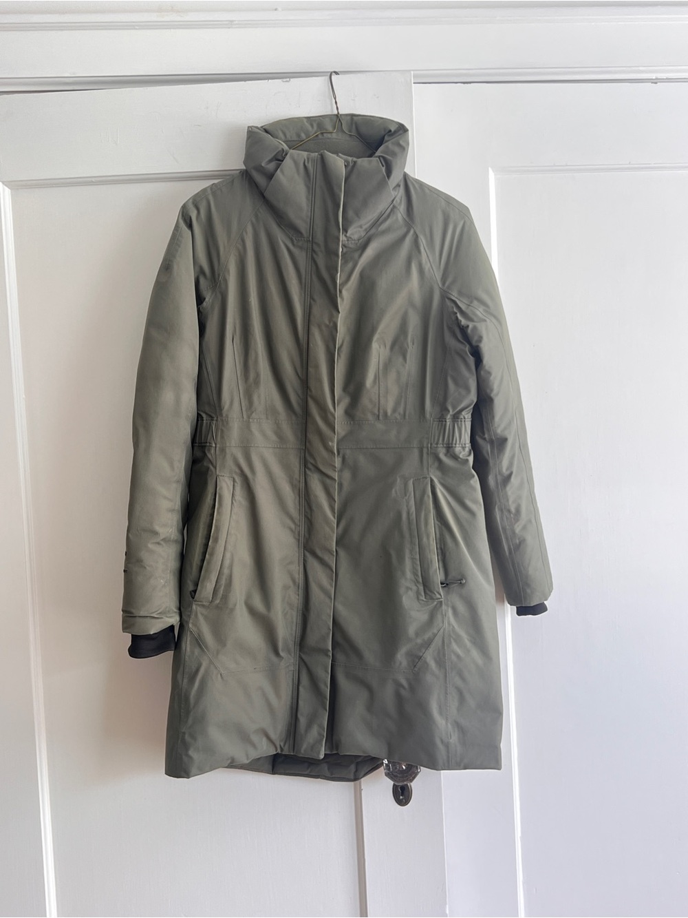 Women's North Face Olive Green Insulated Winter Coat - Small